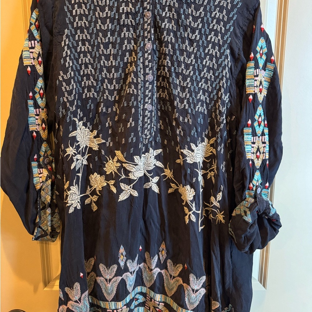 Anthropologie Black Embroidered Tunic XL